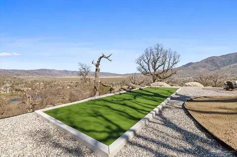 Exterior - 28901 Augusta Way, Tehachapi, CA 93561 photo 12 of 14