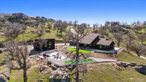 View/Area - 28901 Augusta Way, Tehachapi, CA 93561 photo 7 of 11