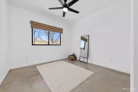 Bedroom - 28901 Augusta Way, Tehachapi, CA 93561 photo 6 of 9
