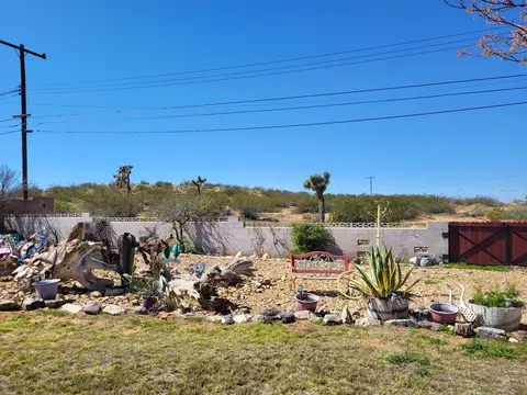 25813 Cherryhill Dr, Boron, CA 93516 photo 45