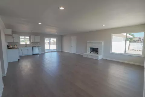 41311 156th St E, Lancaster, CA 93535 photo 4