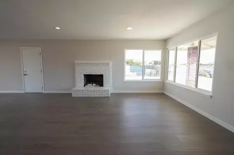 41311 156th St E, Lancaster, CA 93535 photo 3