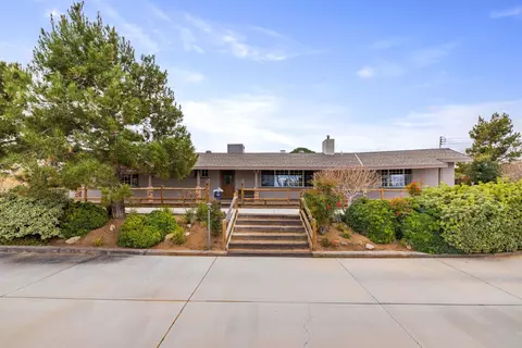 3554 Pearblossom Hwy, Palmdale, CA 93550