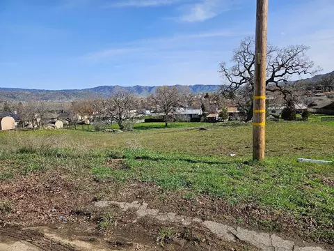 Carry Back Ct, Tehachapi, CA 93561 photo 2