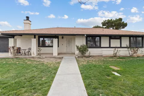 10030 Avenue R2 E, Littlerock, CA 93543