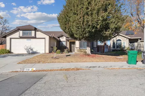 1721 Viridan Ave, Lancaster, CA 93534