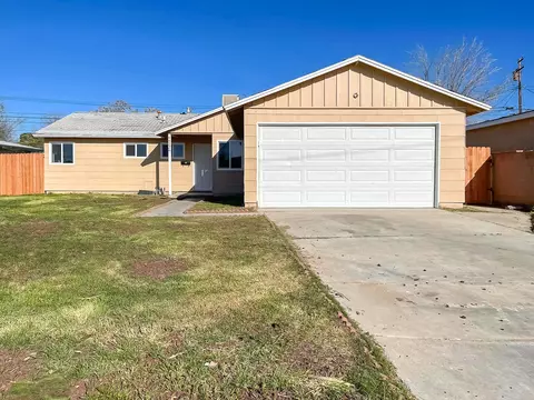 44226 Carolside Ave, Lancaster, CA 93535