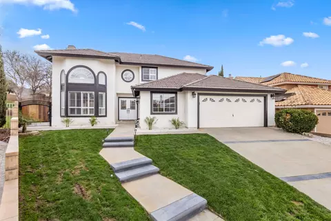 41429 Sandalwood Pl, Quartz Hill, CA 93536
