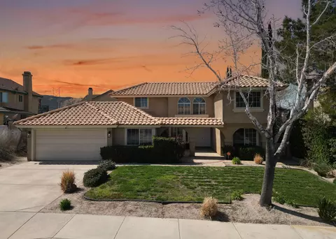 41411 Yancey Ln, Lancaster, CA 93536