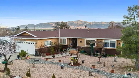 22547 Mariposa Rd, Tehachapi, CA 93561