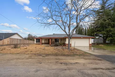 Exterior - 22651 Lake Dr, Tehachapi, CA 93561 photo 12 of 12