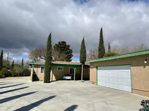 Exterior - 3192 Melton Dr, Mojave, CA 93501 photo 8 of 8