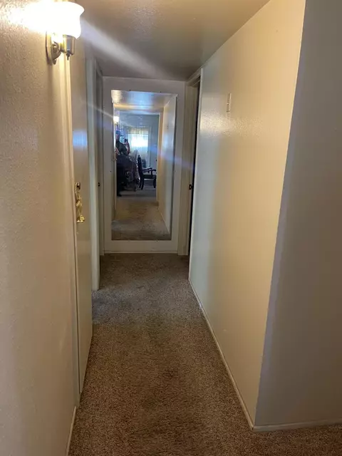 Entry Way - 3192 Melton Dr, Mojave, CA 93501 photo 2 of 2