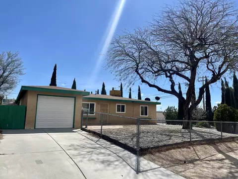 3192 Melton Dr, Mojave, CA 93501