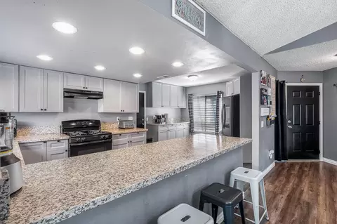 745 Trixis Ave, Lancaster, CA 93534 photo 11