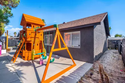 745 Trixis Ave, Lancaster, CA 93534 photo 13