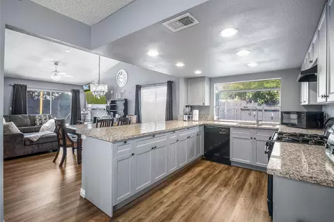 745 Trixis Ave, Lancaster, CA 93534 photo 10