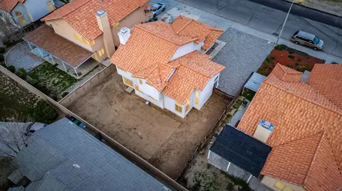 View/Area - 43857 5th St E, Lancaster, CA 93535 photo 3 of 4