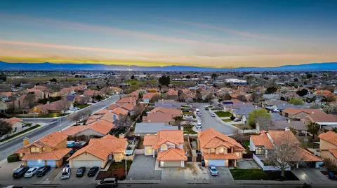 View/Area - 43857 5th St E, Lancaster, CA 93535 photo 1 of 4