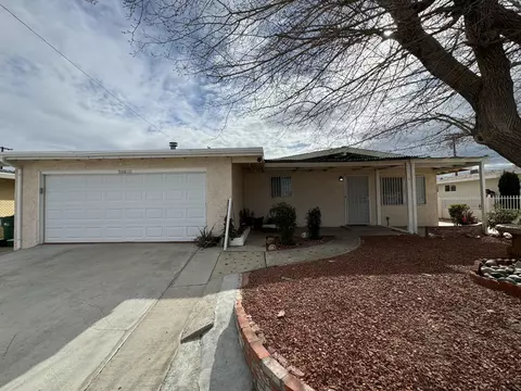 38458 Landon Ave, Palmdale, CA 93550
