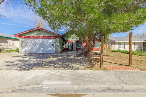 3721 Ave K 10 W, Lancaster, CA 93536