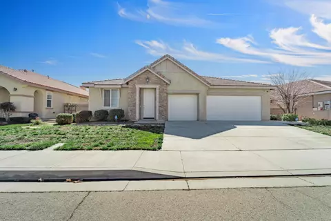 3132 Tournament Dr, Palmdale, CA 93551