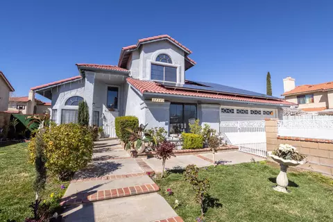 37349 26th St E, Palmdale, CA 93550