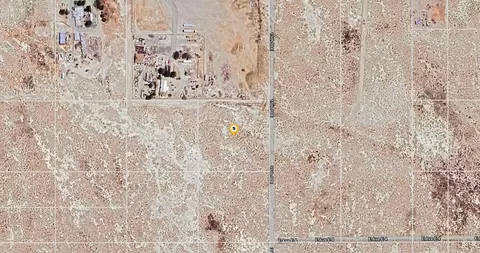 vic 15 ste avenue #E4, Lancaster, CA 93535