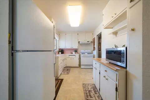 44320 4th St E, Lancaster, CA 93535 photo 13