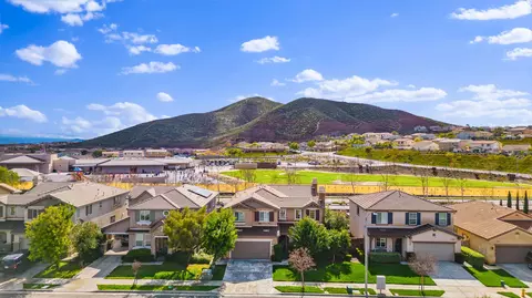 34291 Chaparossa Dr, Lake Elsinore, CA 92530