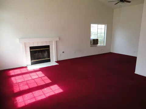 2113 Lightcap St, Lancaster, CA 93535 photo 2