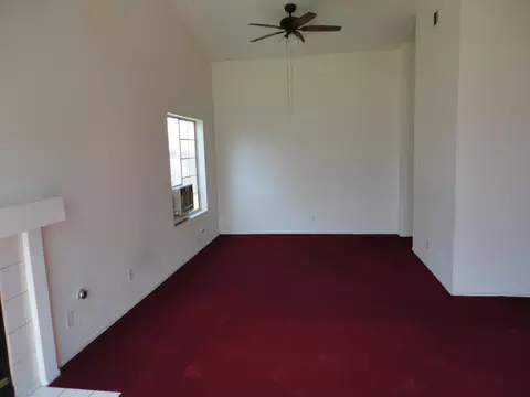 2113 Lightcap St, Lancaster, CA 93535 photo 3