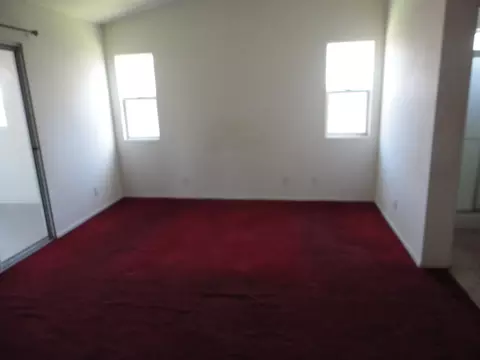 2113 Lightcap St, Lancaster, CA 93535 photo 10