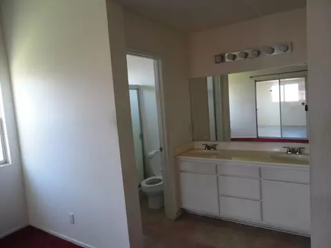 2113 Lightcap St, Lancaster, CA 93535 photo 11