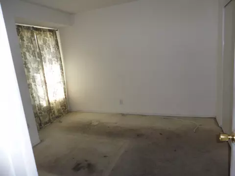 2113 Lightcap St, Lancaster, CA 93535 photo 8