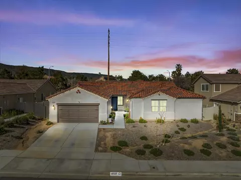 41727 Wayladn Ct, Quartz Hill, CA 93536