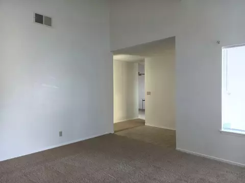 Entry Way - 44813 Hanstead Ave, Lancaster, CA 93535 photo 2 of 2