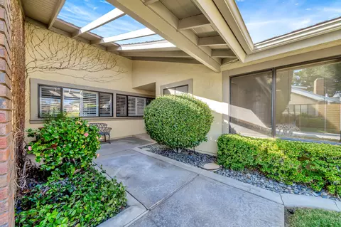 Exterior - 44037 Precise St, Lancaster, CA 93536 photo 8 of 20
