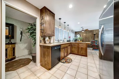Other - 44037 Precise St, Lancaster, CA 93536 photo 2 of 4