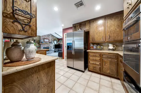 Kitchen - 44037 Precise St, Lancaster, CA 93536 photo 2 of 2