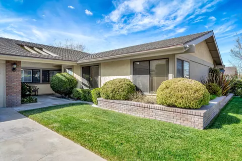 Exterior - 44037 Precise St, Lancaster, CA 93536 photo 17 of 20