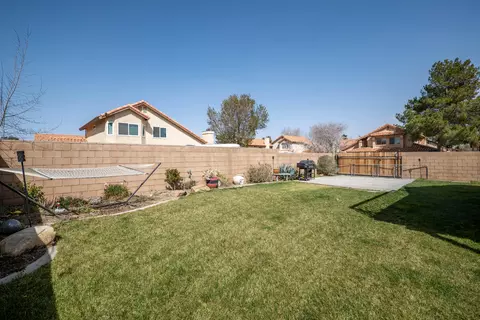 Exterior - 657 Martha Ct, Lancaster, CA 93535 photo 10 of 12