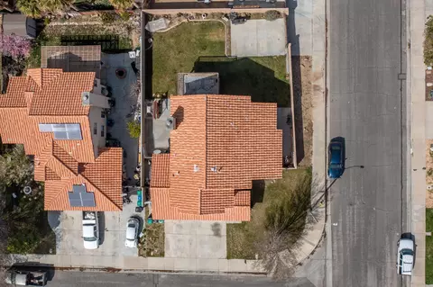 View/Area - 657 Martha Ct, Lancaster, CA 93535 photo 7 of 10