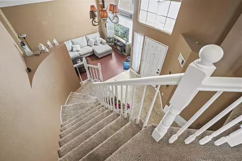 Entry Way - 657 Martha Ct, Lancaster, CA 93535 photo 4 of 4