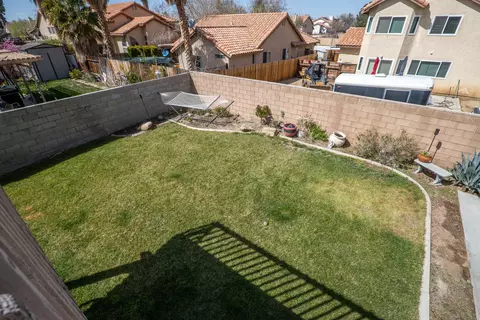Exterior - 657 Martha Ct, Lancaster, CA 93535 photo 7 of 12