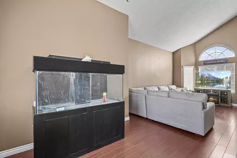 Other - 657 Martha Ct, Lancaster, CA 93535 photo 3 of 18
