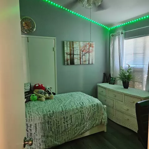 Bedroom - 36833 57th St E, Palmdale, CA 93552 photo 1 of 6