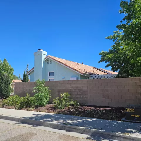 Exterior - 36833 57th St E, Palmdale, CA 93552 photo 3 of 11