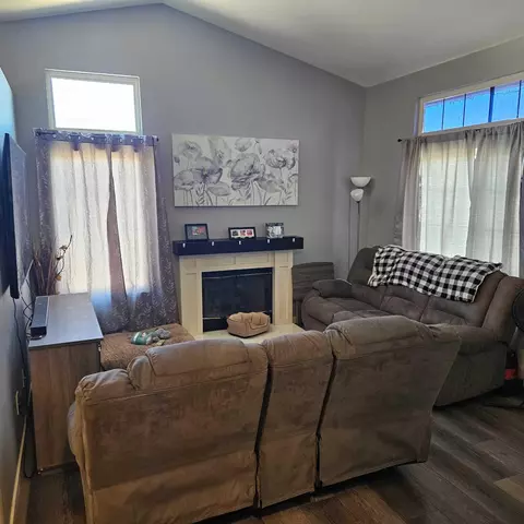 Living - 36833 57th St E, Palmdale, CA 93552 photo 2 of 4