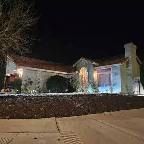 Exterior - 36833 57th St E, Palmdale, CA 93552 photo 4 of 11